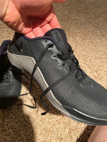 Metcon 5 Workout Shoes. Size 10.5 Men.