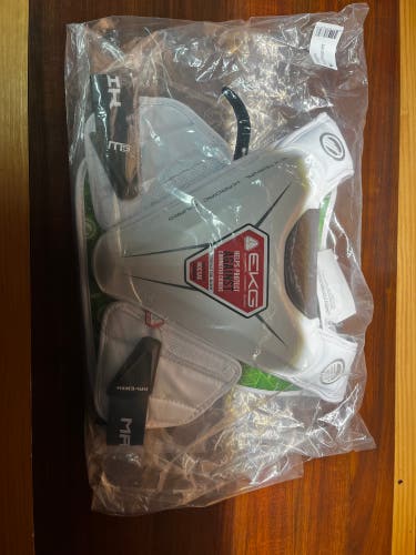 NEW Maverick M5 EKG Shoulder Pads