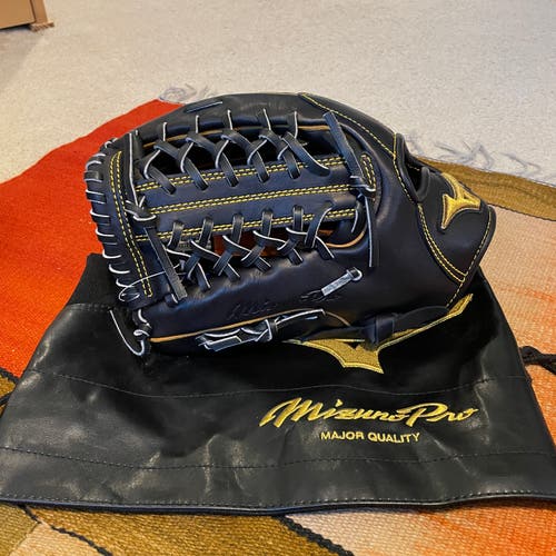 Brand New Mizuno Pro GMP2BK 700DS Outfield Baseball Glove 12.75" (LHT)