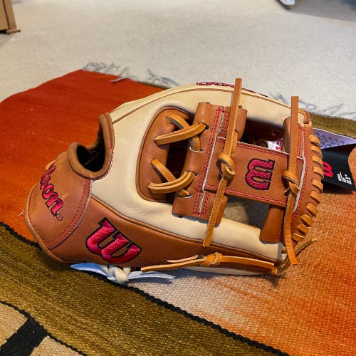 Brand New 2022 Wilson A2000 1786 Baseball Glove 11.5" (WBW100390115)