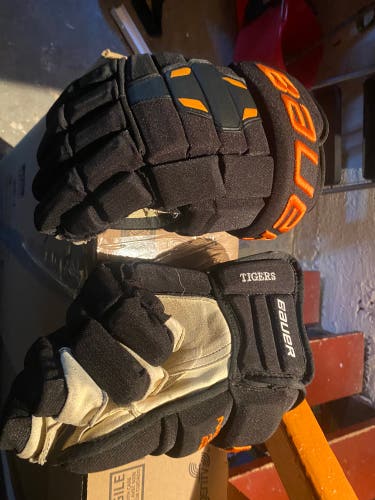 Princeton - Bauer 14" Pro Stock Nexus 2N Gloves