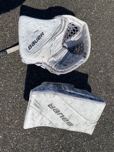 Vapor 2X Goalie Glove And Blocker