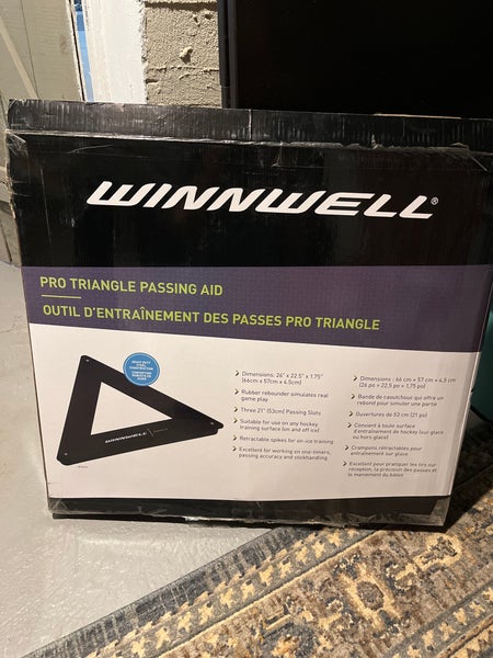Hockey passing triangle trainer