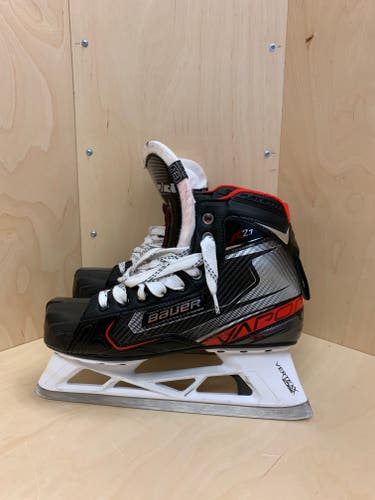 Senior Used Bauer Vapor X2.7 Hockey Goalie Skates Regular Width Size 8.5