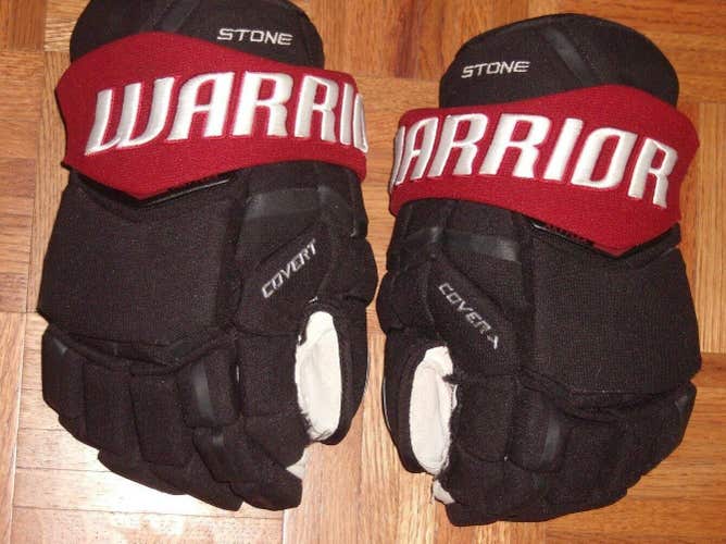 Arizona Coyotes Michael Stone #26 Warrior Covert AXY FLEX game-worn 15-inch gloves (2016-2017)