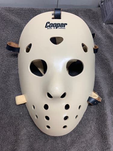VINTAGE 1970’S HM7 COOPER GOALIE HOCKEY MASK ALL ORIGINAL IN GREAT SHAPE!!