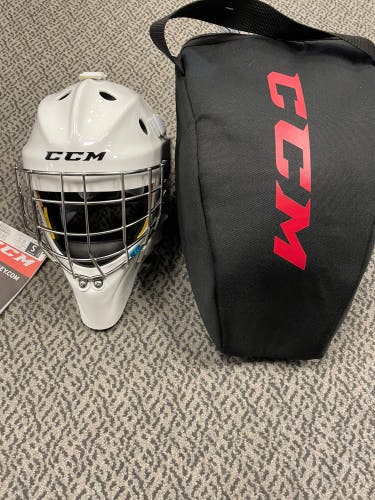 CCM Axis 1.9 White small goal mask
