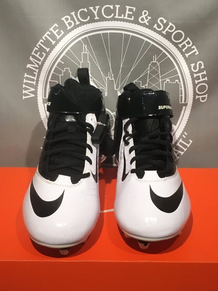 Nike Super Bad Strike D