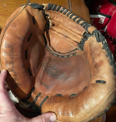 ITECH catchers mitt