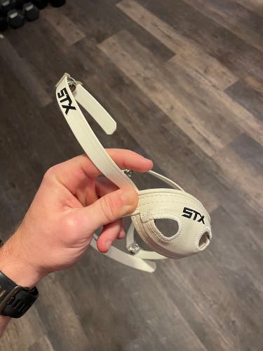 New STX Chinstrap