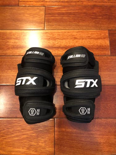 STX Stallion HD Arm Pads - NWOT