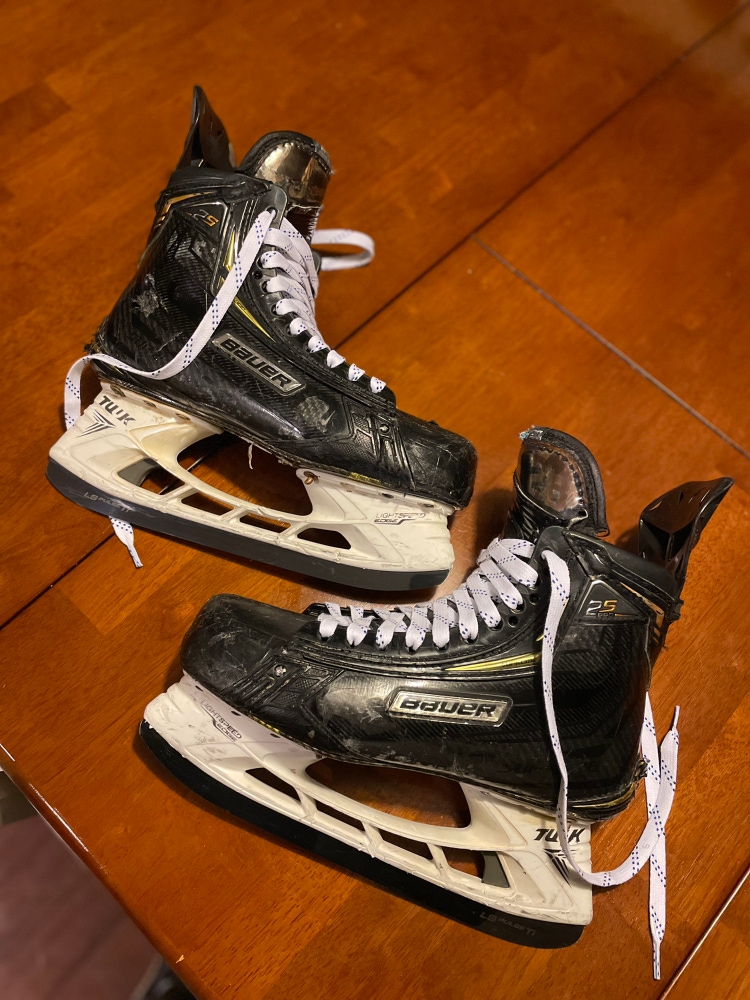 Senior Bauer Regular Width Pro Stock Size 8 Supreme 2S Pro Hockey Skates