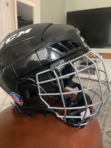 Used Small CCM FL40 Helmet
