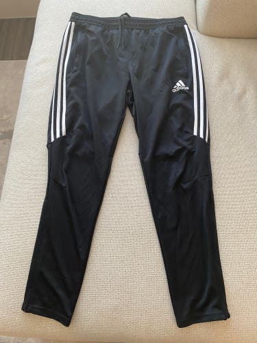 Black Adidas Lightweight Joggers (XL)