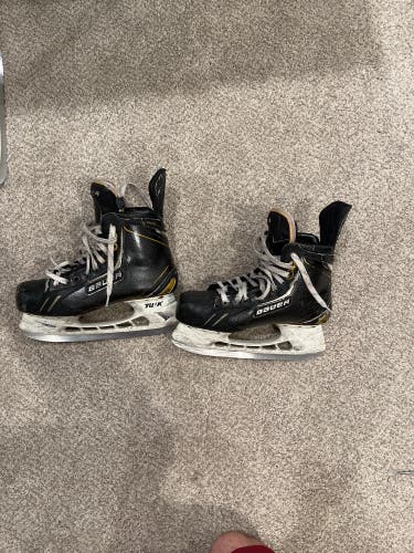 Used Bauer total one nxg skates