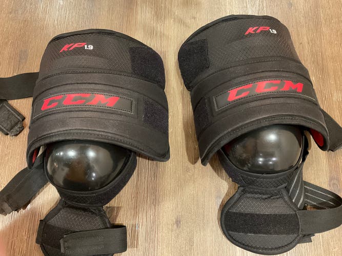 Used CCM 1.9 Senior Goalie Knee Protector