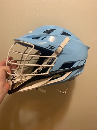 Player's Cascade S Helmet