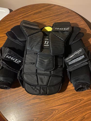 Warrior Hockey Ritual GT2 Pro Adult Large Goalie Chest and Arm Protector