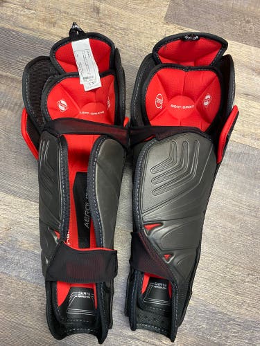 Bauer  Vapor 1X Lite Shin Pads