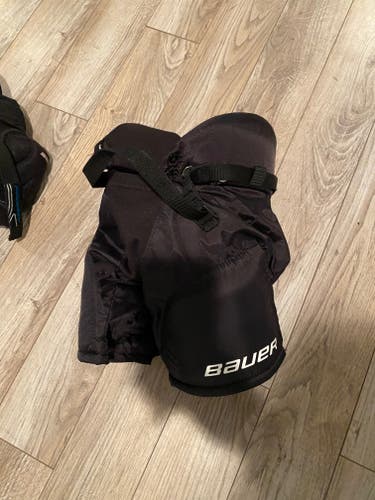Youth Used Small Bauer Nsx Hockey Pants