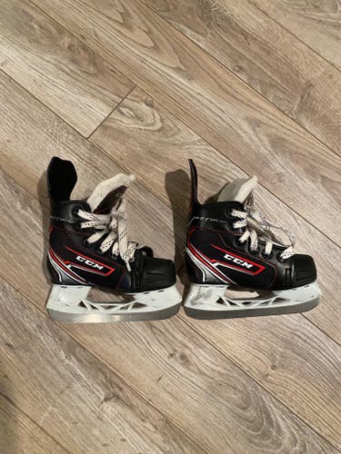 Youth Used CCM JetSpeed FT340 Hockey Skates Size 8