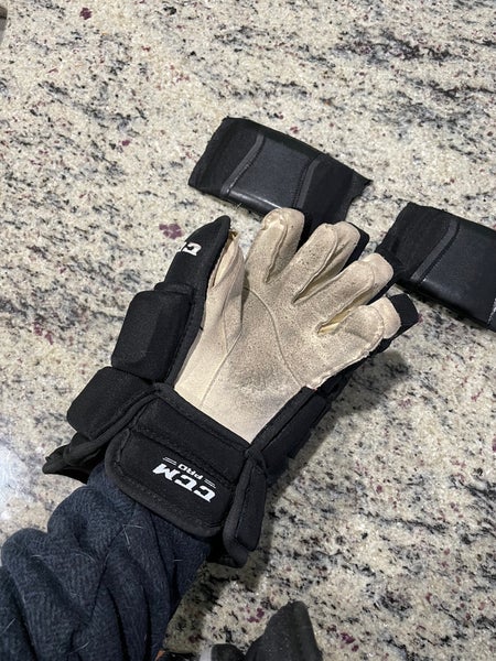 CCM HG97 Black 13 With Shot Blockers
