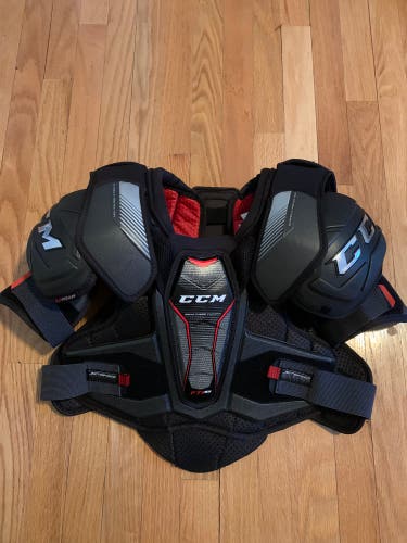 Senior Large CCM  JetSpeed FT1 Shoulder Pads