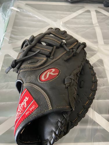 First baseman glove