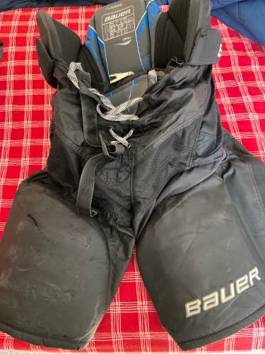 Bauer Nexus 600 player pants