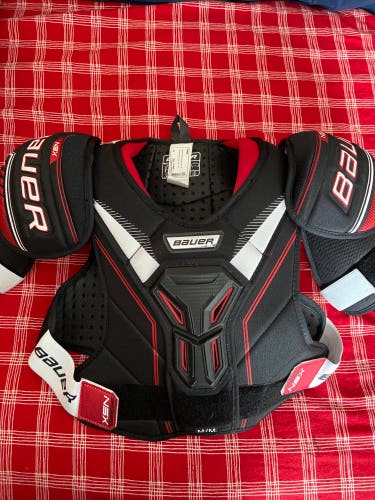 Bauer NSX shoulder pads Senior Medium