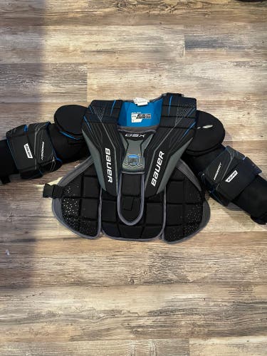 Used XL Bauer Prodigy Goalie Chest Protector