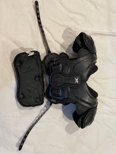 Adult Small Xenith Velocity 2 Shoulder Pads
