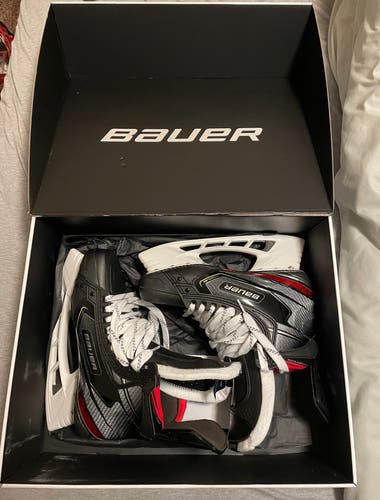 Senior Bauer Regular Width Pro Stock Size 7.5 Vapor 2X Pro Hockey Skates