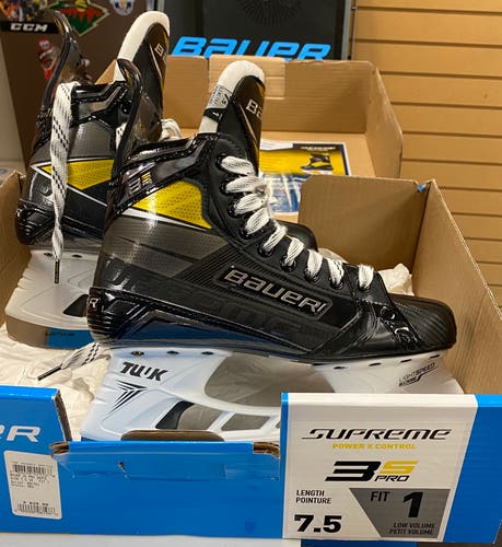 Senior Bauer Size 7.5 Supreme 3S Pro Hockey Skates