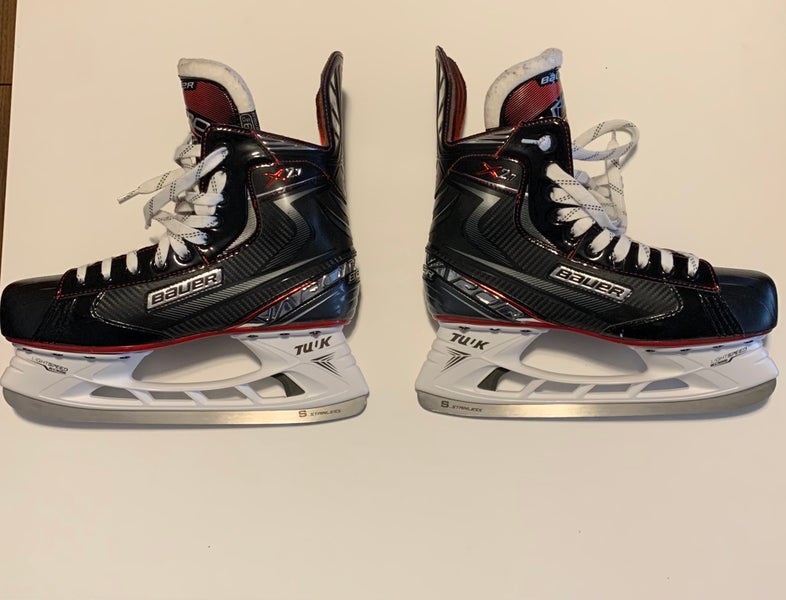 Senior Bauer Regular Width Size 9.5 Vapor X2.7 Hockey Skates