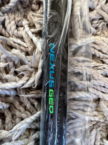 New Bauer Nexus Geo senior LH 77 flex P92 curve