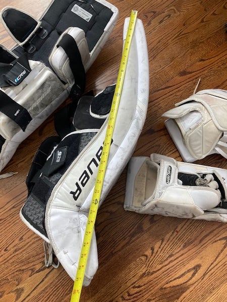 Used Bauer Supreme S29 Goalie Leg Pads Senior size small