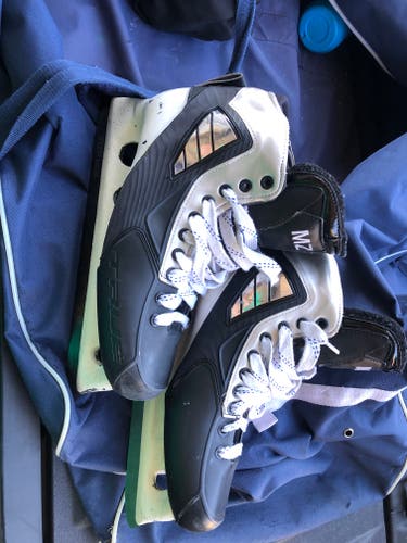 Senior Used True Custom Pro Hockey Goalie Skates Extra Wide Width Pro Stock Size 11