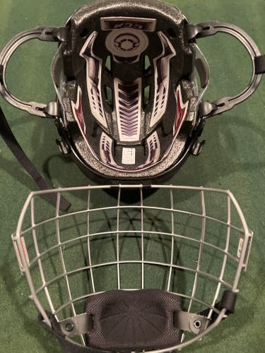 New Small CCM  FL60 Helmet