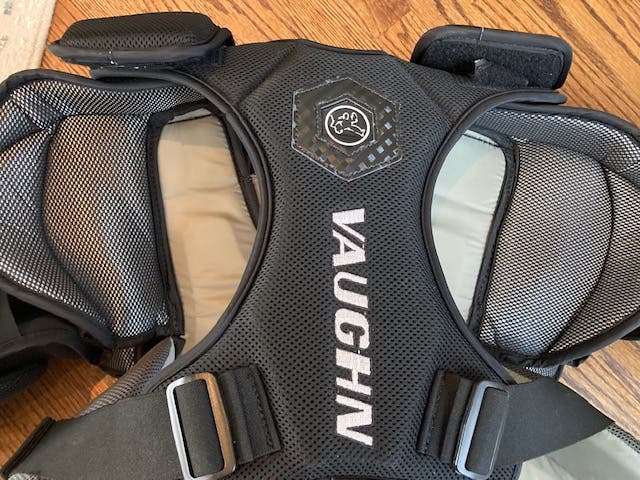 Used Small Vaughn Velocity V9 Pro Goalie Chest Protector