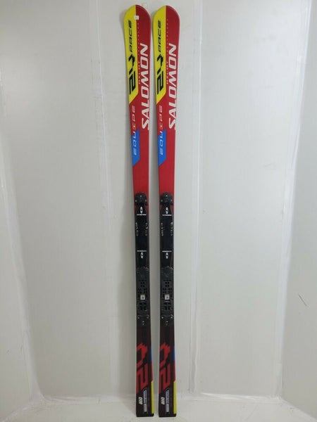 Equipe 10 r=23m Skis Salomon 900S Bindings & Race Plates | SidelineSwap