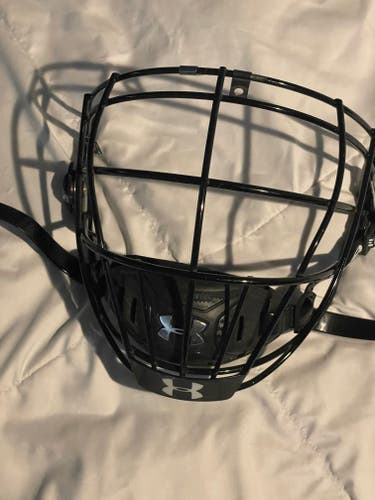 Sr Under Armour Box Lacrosse Facemask (Flip Style)