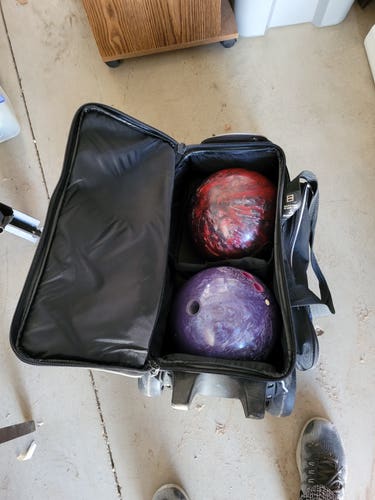 Brunswick Two Ball Rolling Bowling Bag