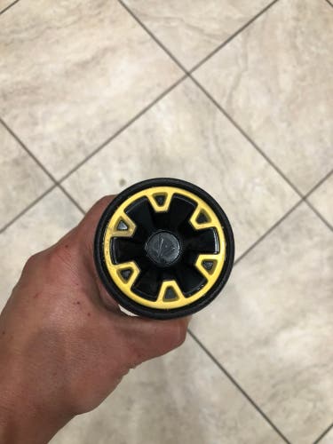 Used  Alloy (-8) 23 oz 31" Mako Beast Bat