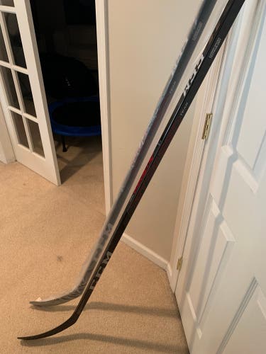 2 Pack CCM JetSpeed FT3 Team Stick (P90 75 Flex LH)