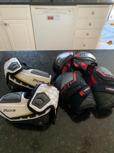 CCM FT1 & Tacks Elbow Pads Bundle