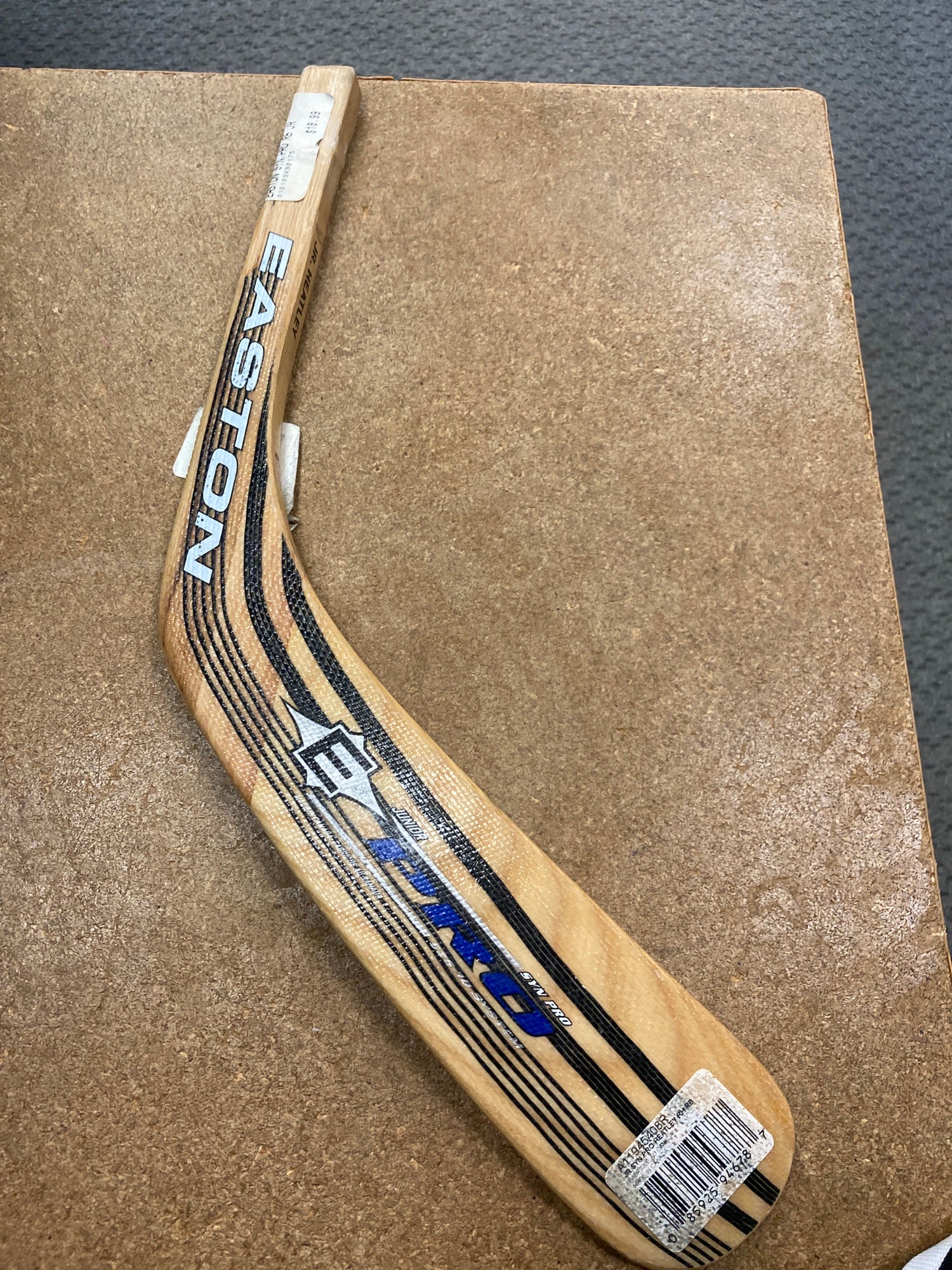 New Easton Z-Carbon Blade Righty Mid Junior