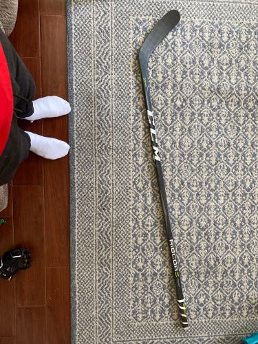 Intermediate Right Handed Mid Pattern Pro Stock RibCor Trigger2 PMT Hockey Stick