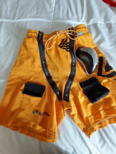 Youth XLarge Shock Doctor Hockey Shorts with Cup