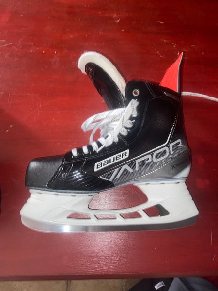 Senior Used Bauer Vapor X3.7 Hockey Skates Regular Width Size 9
